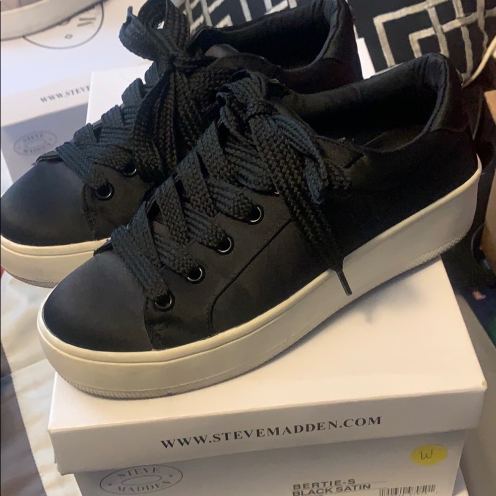 Steve Madden Shoes 5.5